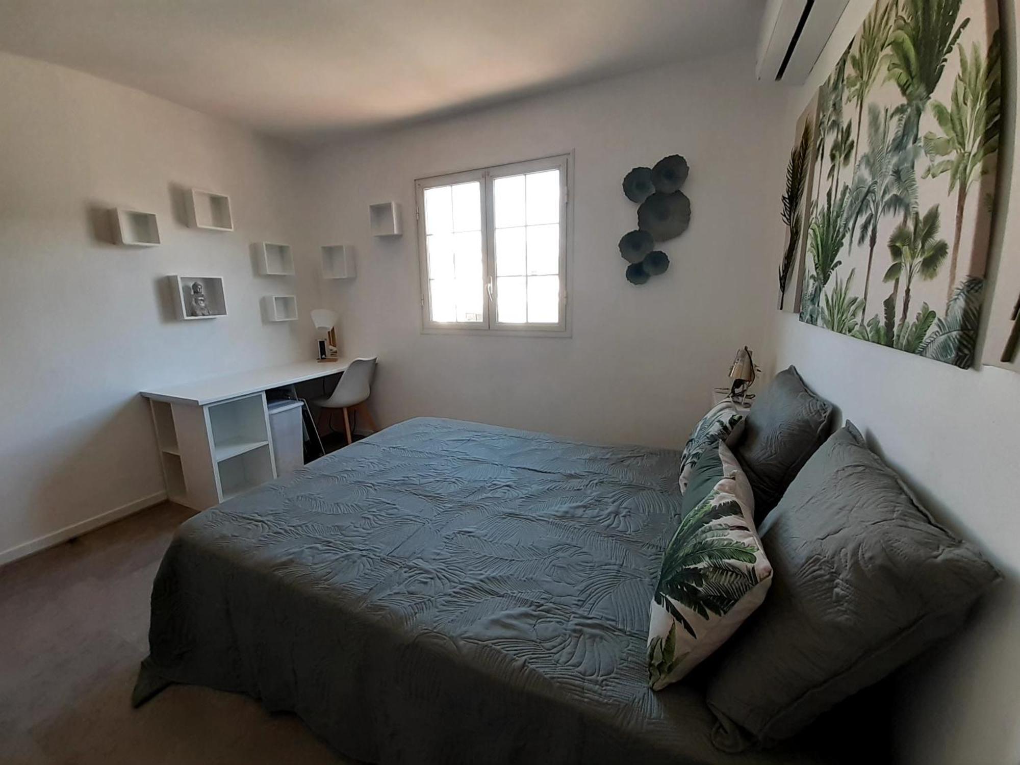 Sainte-Suzanne Joli Appartement, Piscine, Jacuzzi מראה חיצוני תמונה